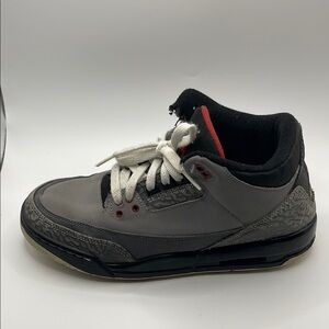 Air Jordan Retro 3 04/13/2011